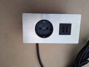 خروجی 5V 2.1A مبلمان آشپزخانه مجتمع با شارژر یواسبی پلاستیسیته / دوگانه USB