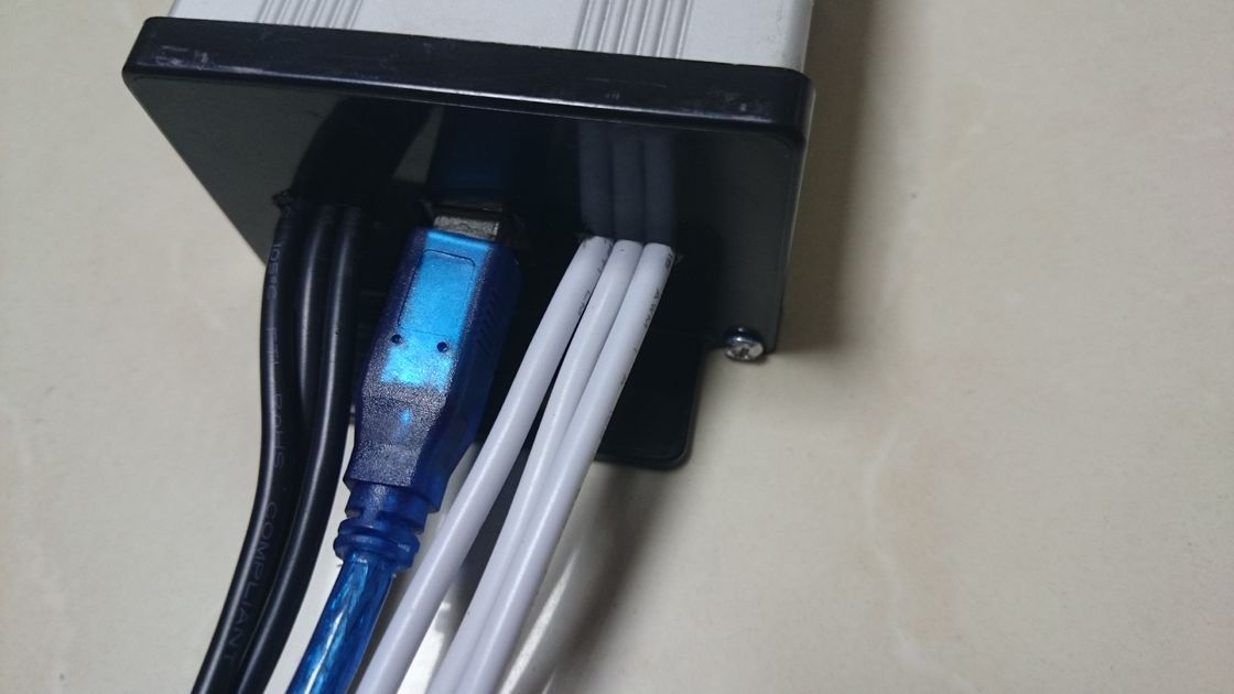 هوشمند 16 پورت USB شارژ نوار قدرت برای IPads / IPhones / تلفن هوشمند 5VDC 2.1A