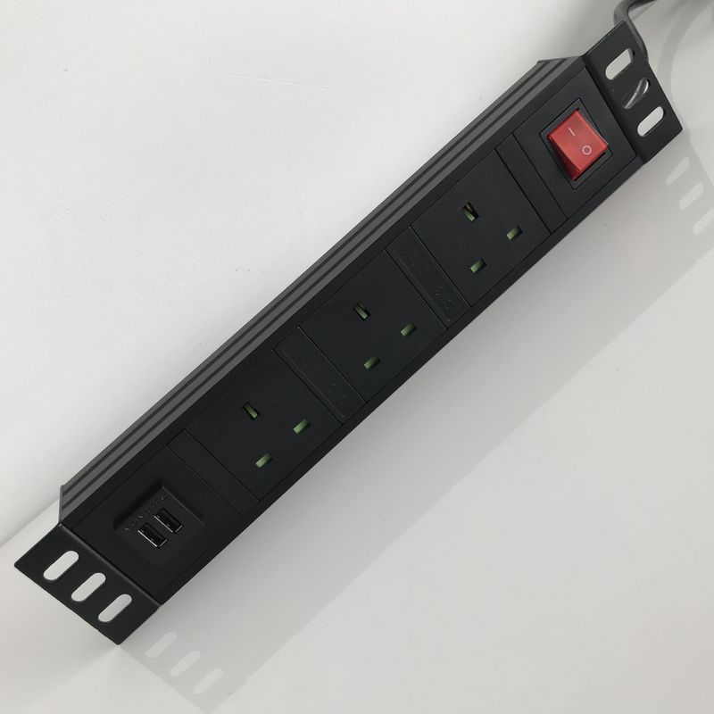 2M کابل برق هوشمند با پورت USB 3 خروجی پوسته فلزی انگلستان نوع G